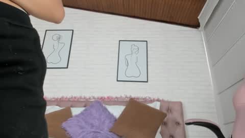 Kitty online show from January 2025 08:09:01 PM