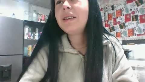 kitty_small69 online show from February 2026 12:52:02 AM