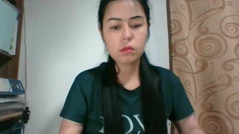 kitty_small69 online show from March 2026 01:58:01 AM