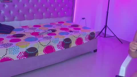 Snapshot of kitty_violet11 chatting on February 2026 05:03:02 AM kitty_violet11 online show from February 2026 05:03:02 AM