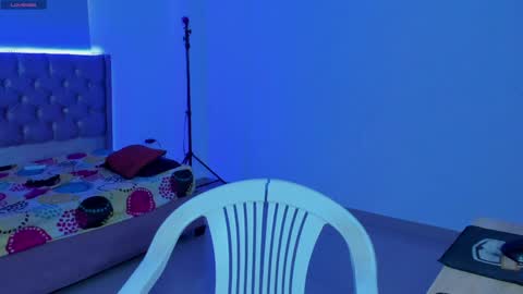 Snapshot of kitty_violet11 chatting on April 2026 09:45:02 PM kitty_violet11 online show from April 2026 09:45:02 PM