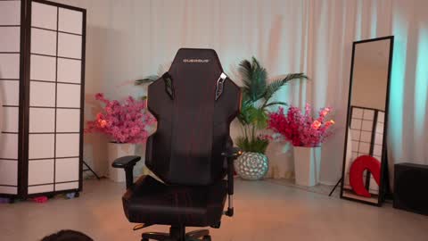 Snapshot of kittycaitlin chatting on January 2025 03:21:01 PM Katya online show from January 2025 03:21:01 PM