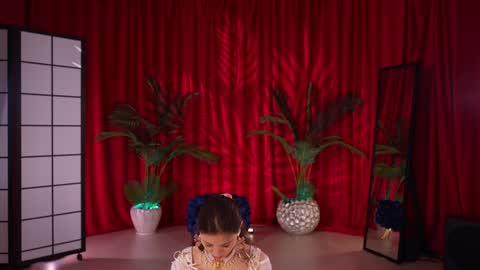 Snapshot of kittycaitlin chatting on October 2025 11:27:02 PM Katya online show from October 2025 11:27:02 PM