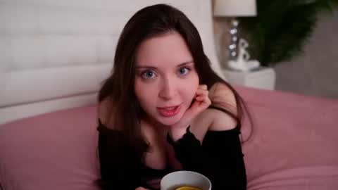 Snapshot of kittycaitlin chatting on June 2026 05:55:02 PM Katya online show from June 2026 05:55:02 PM