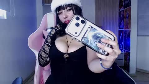 kittyhouse_hs online show from June 2026 09:03:02 PM