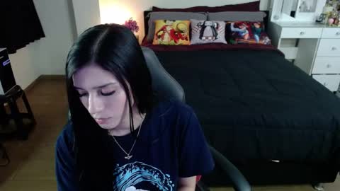 Isabel online show from May 2026 01:45:01 AM
