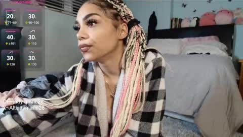 Snapshot of kittymarie28 chatting on September 2025 11:39:02 PM kitty online show from September 2025 11:39:02 PM