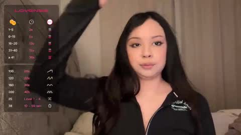 Snapshot of kittymia8 chatting on January 2025 09:56:01 AM mia online show from January 2025 09:56:01 AM