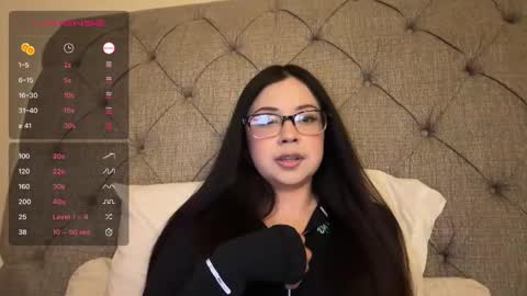 Snapshot of kittymia8 chatting on January 2025 05:56:01 AM mia online show from January 2025 05:56:01 AM