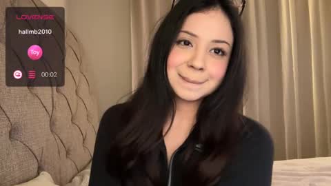 Snapshot of kittymia8 chatting on February 2025 12:08:02 PM mia online show from February 2025 12:08:02 PM