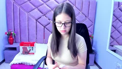 Sarah online show from May 2026 02:24:01 PM