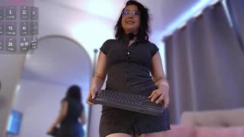 Sophie online show from May 2026 08:27:02 PM