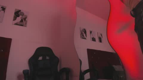 kitty online show from May 2026 06:48:01 PM