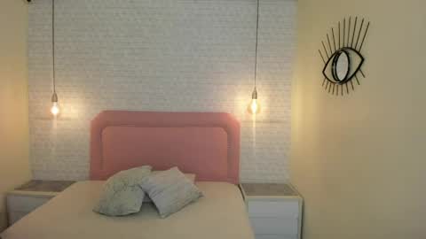  K I T T  Y  online show from April 2026 12:54:01 PM