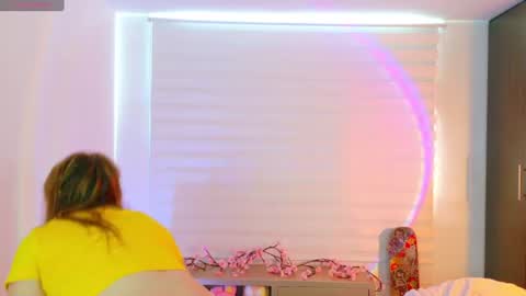  K I T T  Y  online show from June 2026 02:01:02 PM