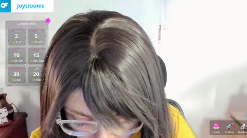 Snapshot of kittytrixy97 chatting on December 2024 10:29:02 AM Kitty Trixy online show from December 2024 10:29:02 AM