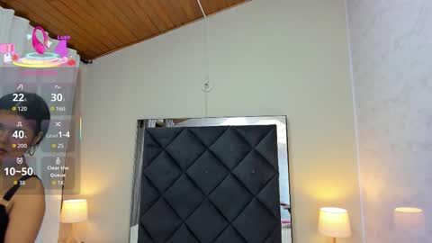 Snapshot of kittyy_babee chatting on October 2025 11:45:02 AM kitty online show from October 2025 11:45:02 AM