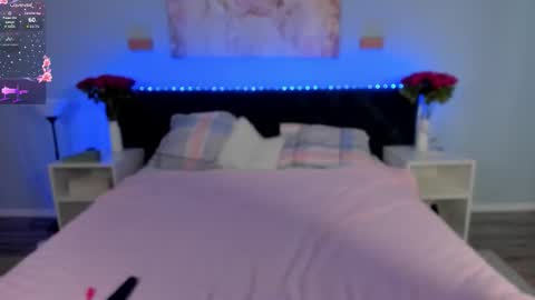 Snapshot of kittyy_cuttie chatting on October 2025 08:26:01 AM kittyy online show from October 2025 08:26:01 AM