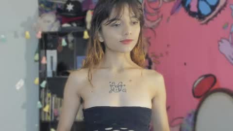 Snapshot of kittyzenn chatting on November 2025 06:51:01 PM Kitty Zen online show from November 2025 06:51:01 PM