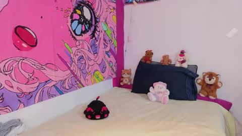 Snapshot of kittyzenn chatting on December 2025 08:15:02 PM Kitty Zen online show from December 2025 08:15:02 PM