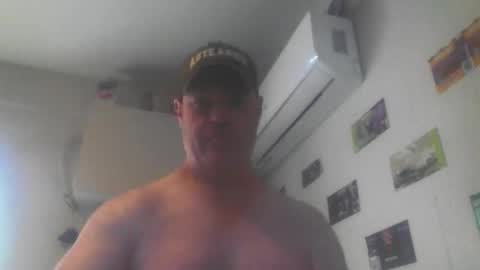Snapshot of kiwiguy19773 chatting on April 2026 10:56:02 PM kiwiguy19773 online show from April 2026 10:56:02 PM