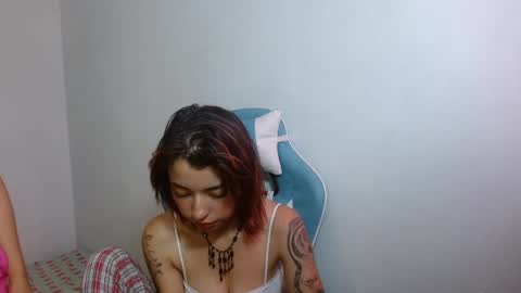 kiyu online show from February 2025 06:04:01 PM