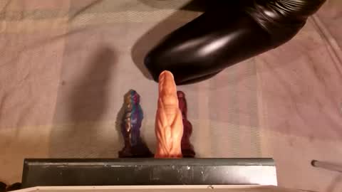 Snapshot of klamstrakur1 chatting on October 2025 09:24:01 PM klamstrakur1 online show from October 2025 09:24:01 PM