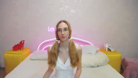 Klary online show from January 2025 10:06:01 AM