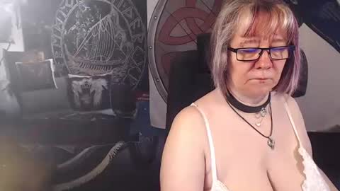 Michelle online show from May 2026 04:19:01 AM