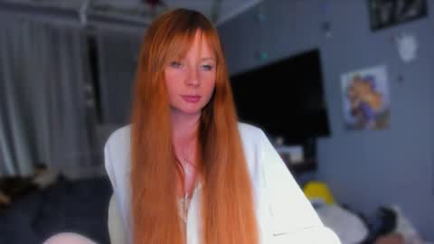 Klementinafanslyklementina6661 online show from May 2026 09:00:02 PM