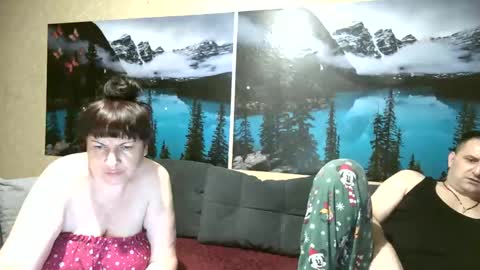 Kleosnow online show from May 2026 08:15:01 PM