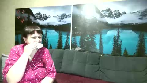 Kleosnow online show from May 2026 08:21:01 AM