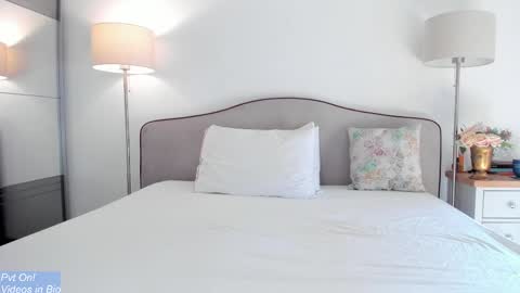 Kleospassion online show from February 2025 10:59:02 AM