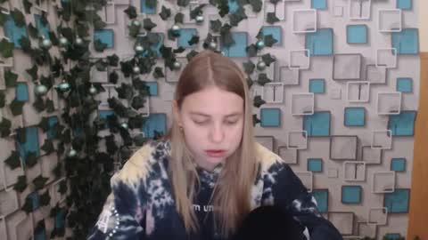 klerkarina online show from December 2024 06:22:01 AM