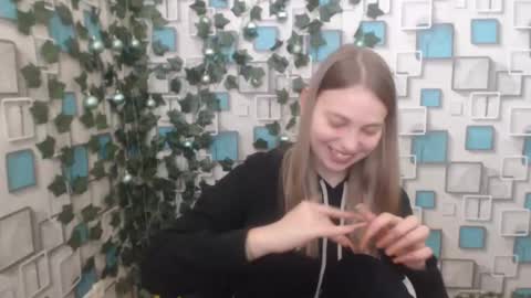 klerkarina online show from February 2025 06:40:01 AM