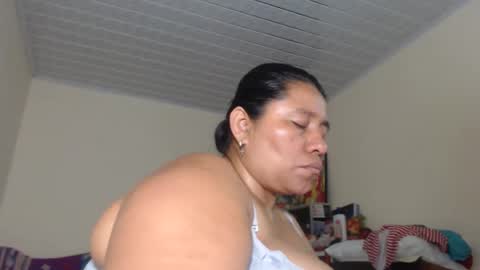 Kloe online show from February 2025 11:02:01 PM