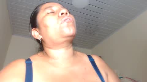 Kloe online show from March 2025 05:49:02 AM