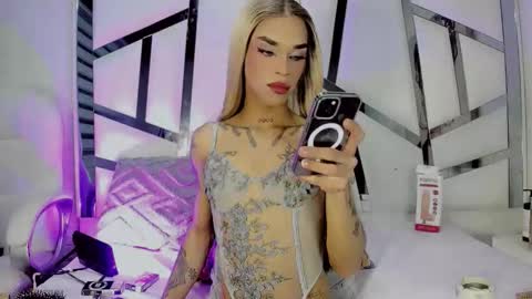 Snapshot of kloe_hh chatting on February 2026 04:16:02 AM Kloe online show from February 2026 04:16:02 AM