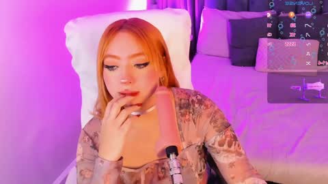 Kloe online show from February 2025 11:04:02 PM