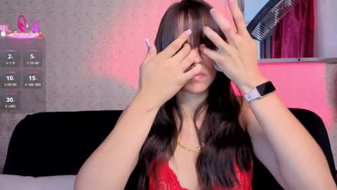 Snapshot of kloe_skinny23_aws chatting on June 2026 01:32:02 AM Im Khloe online show from June 2026 01:32:02 AM