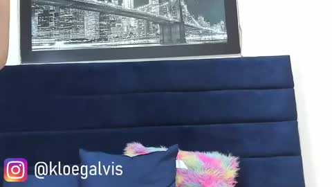 KLOE online show from October 2025 02:40:02 AM