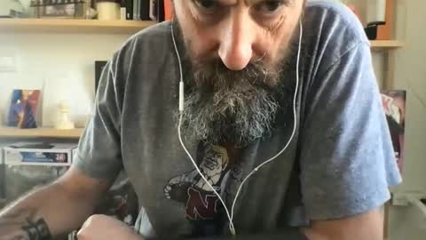 Snapshot of knicker76 chatting on October 2025 10:46:02 AM knicker76 online show from October 2025 10:46:02 AM