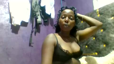Snapshot of kniteprincess chatting on March 2026 09:29:02 PM kniteprincess online show from March 2026 09:29:02 PM
