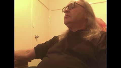 knobout online show from May 2026 08:42:02 AM