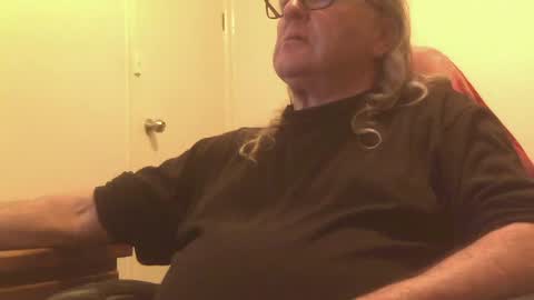 knobout online show from July 2026 12:31:02 PM