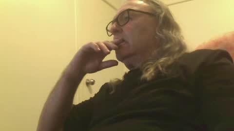 knobout online show from July 2026 01:23:02 AM