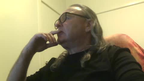 knobout online show from August 2026 11:02:01 AM