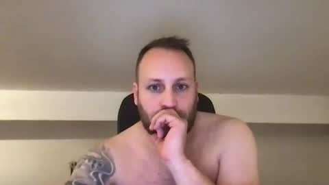 hugo online show from November 2025 01:05:01 AM