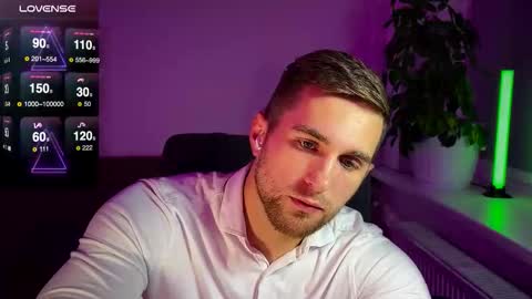 Sweet boy online show from October 2025 06:52:02 PM