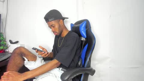 Snapshot of kofi_exotic_ chatting on December 2024 10:28:01 PM kofi online show from December 2024 10:28:01 PM